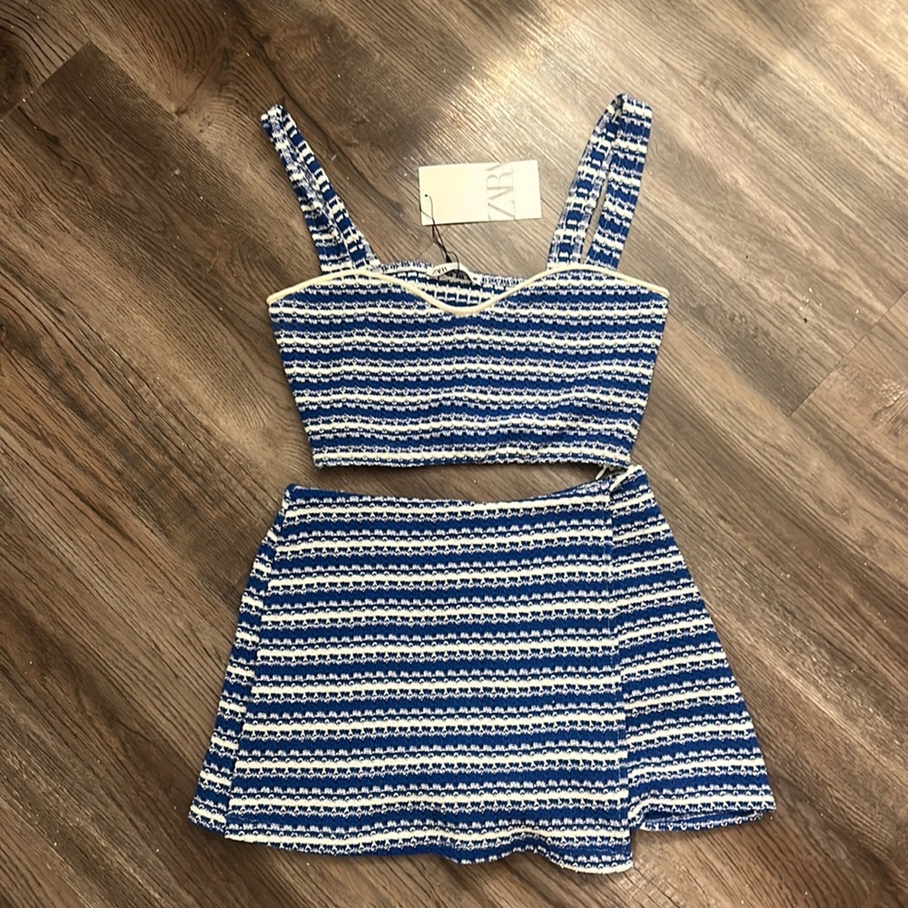COPY - ZARA nwt size small